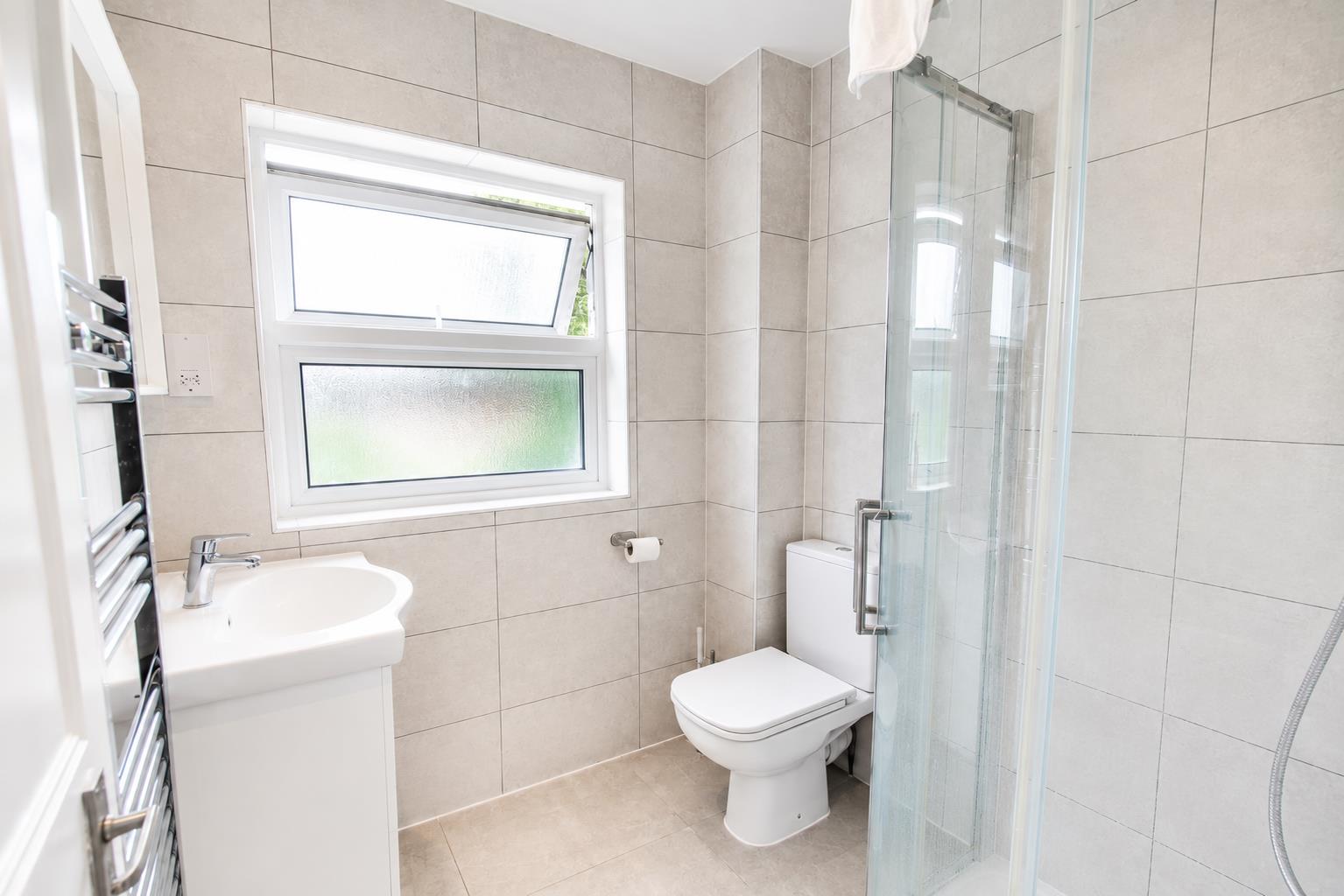 Village Row, Sutton